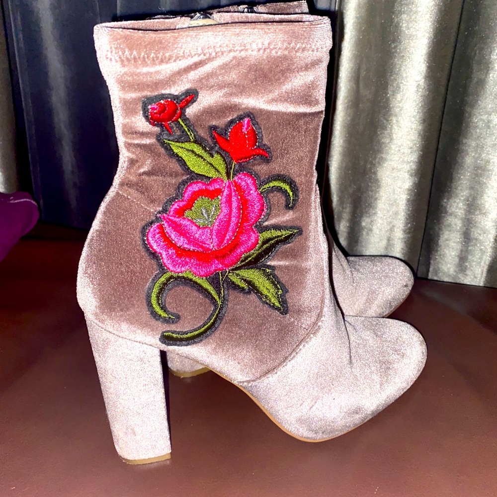 Steve Madden velvet booties
